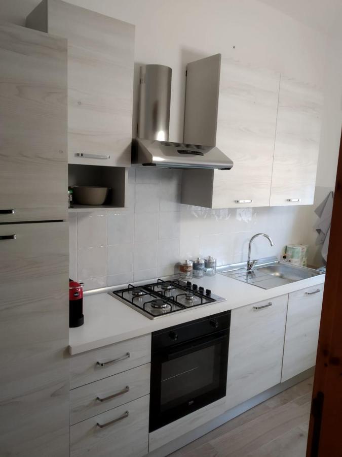 Casa Figus Via Azuni 5 Narboliaアパートメント エクステリア 写真